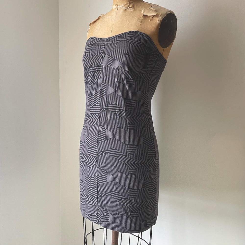 VOLCOM body con mini dress, black & gray strapless knit dress, S/M